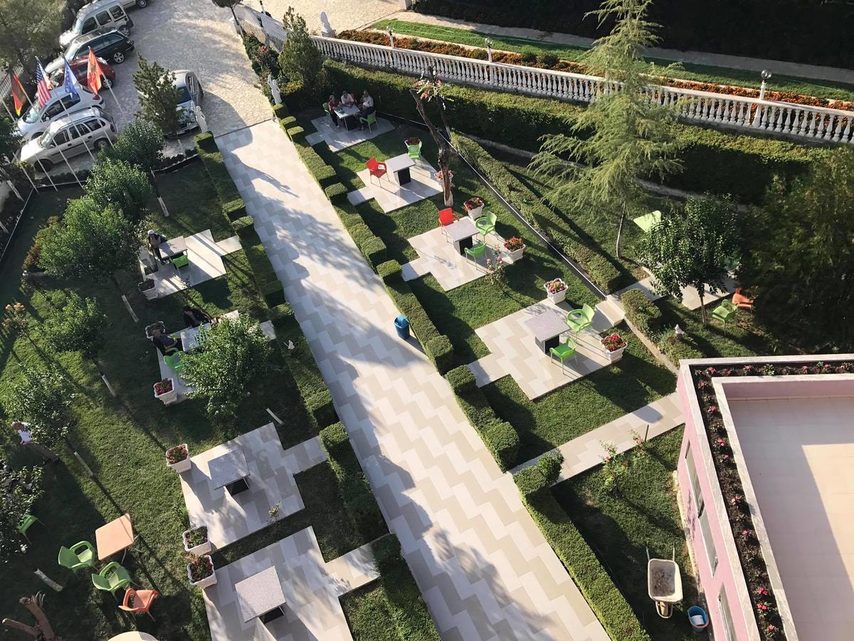Hotel Puka Елбасан Екстериор снимка